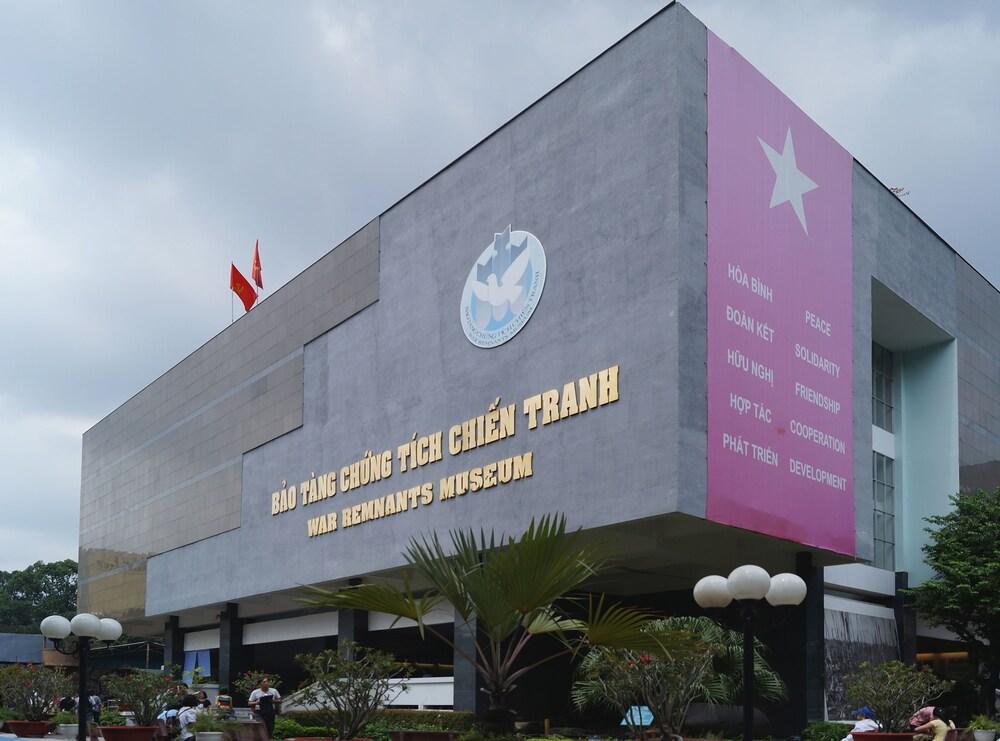 Anh Ngoc Hotel Ho Chi Minh City Exterior photo