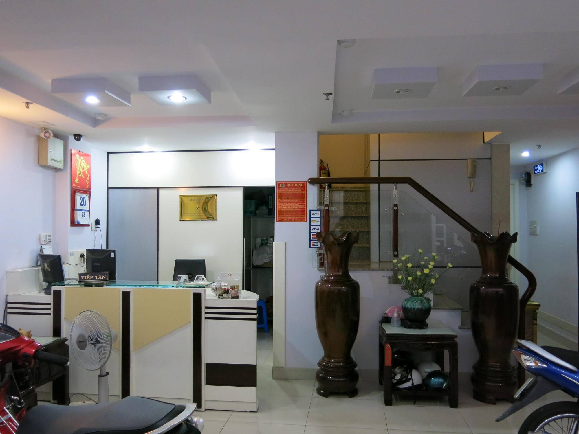 Anh Ngoc Hotel Ho Chi Minh City Exterior photo